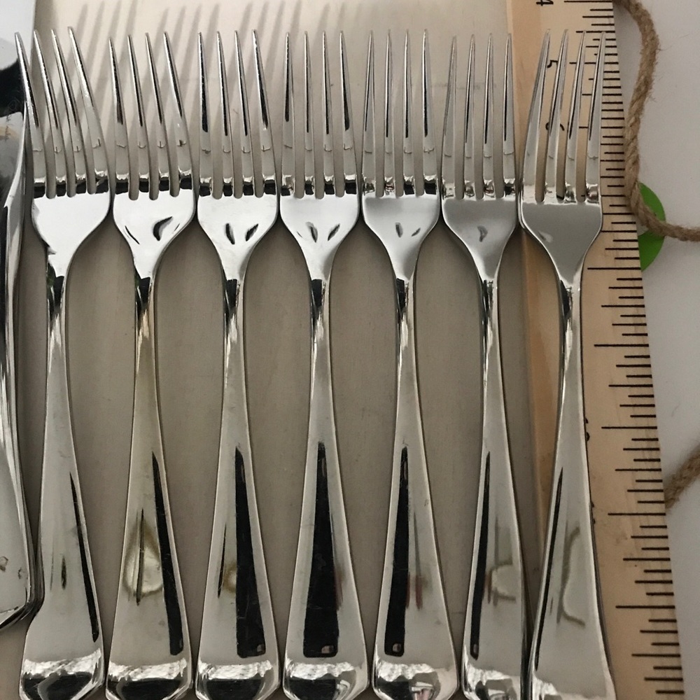 Robert Welch flatware very shiny 21 piece lot used - Picture 2 of 7